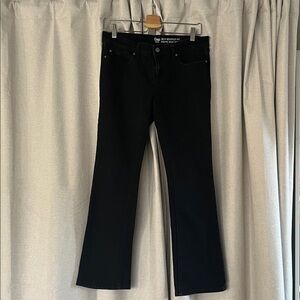 GAP Women's Classic Black Boot Cut Jeans